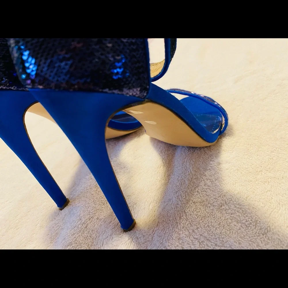 Almost New Super Glamorous Heels By CAPE ROBBIN - Heel Height 5” - box 42 - Picture 6 of 9